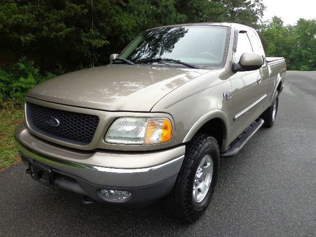 Ford F150 XL 2WD Reg Cab Pickup Truck