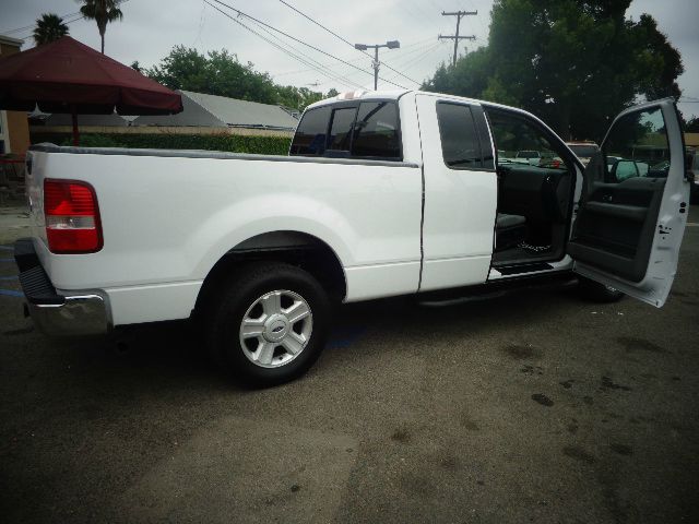 Ford F150 2004 photo 2
