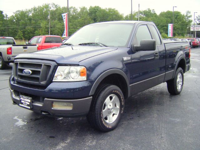 Ford F150 XL Supercab Short Bed 2WD Pickup Truck
