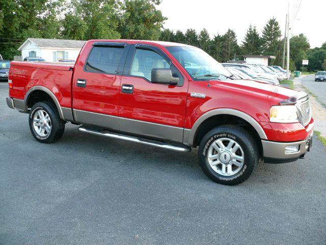 Ford F150 XLT Supercrew Short Bed 2WD Pickup Truck