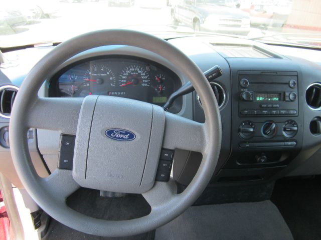 Ford F150 2004 photo 2
