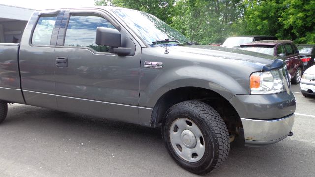 Ford F150 2004 photo 2
