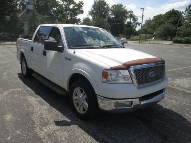 Ford F150 Club Cab 131 WB Pickup Truck