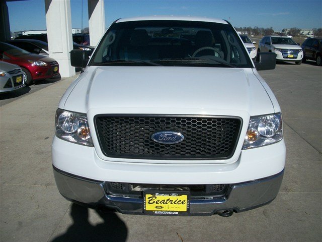 Ford F150 2004 photo 2