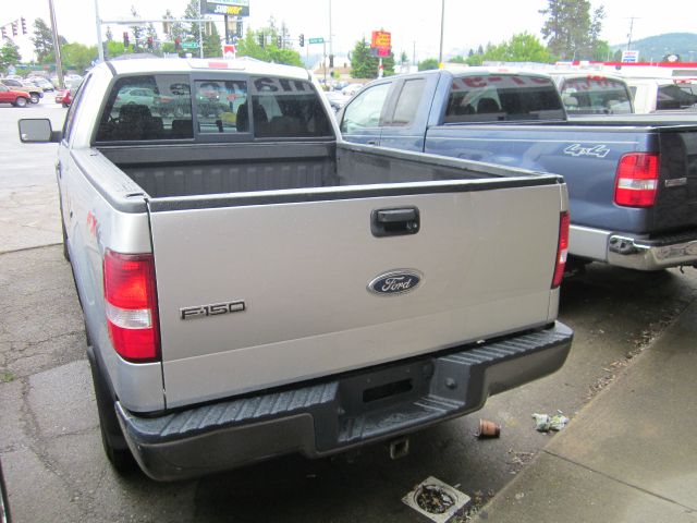 Ford F150 LT Crew Cab Pickup Truck