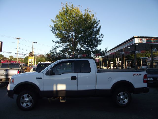 Ford F150 XLT Supercrew Short Bed 2WD Pickup Truck