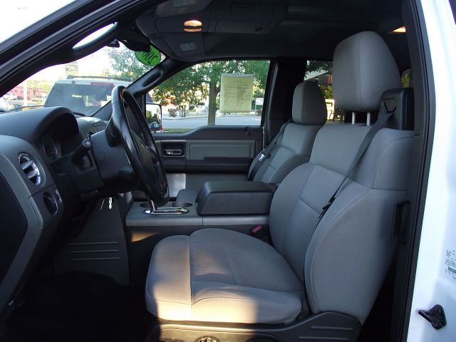 Ford F150 2004 photo 2