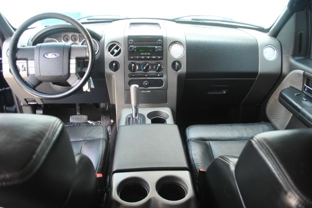 Ford F150 2004 photo 1