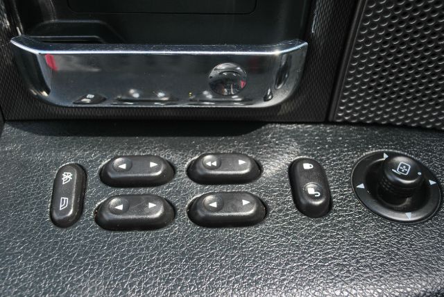 Ford F150 2004 photo 2