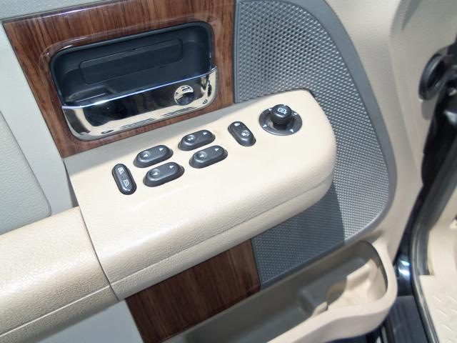 Ford F150 2004 photo 2