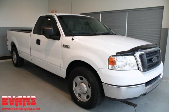 Ford F150 2004 photo 2