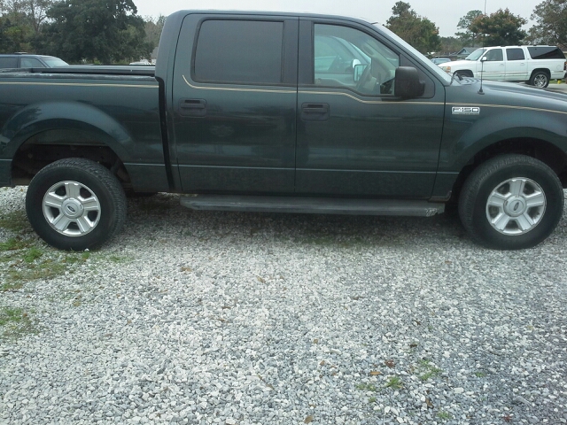 Ford F150 2500 SL Pickup Truck