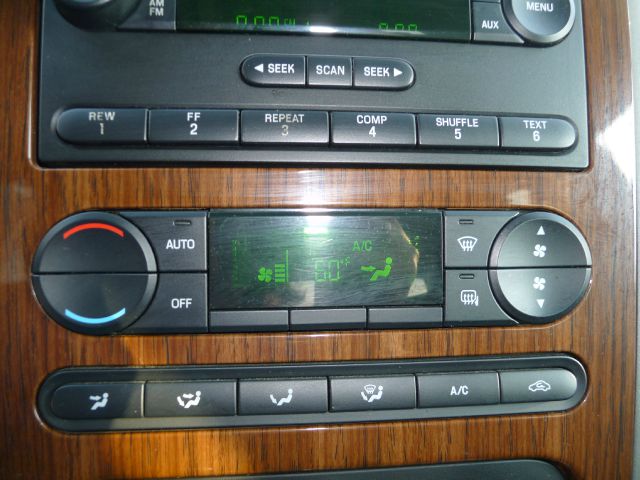 Ford F150 2004 photo 1