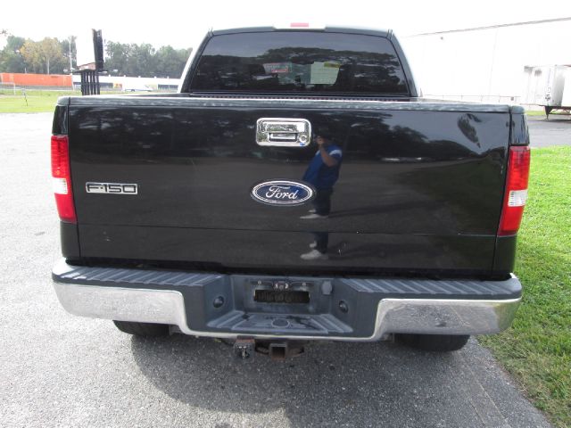 Ford F150 XLT Supercrew Short Bed 2WD Pickup Truck