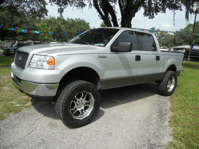 Ford F150 2004 photo 2