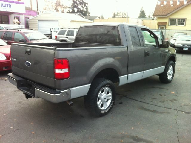 Ford F150 XL 2WD Reg Cab Pickup Truck