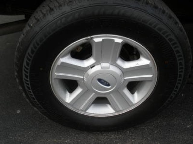 Ford F150 2004 photo 2