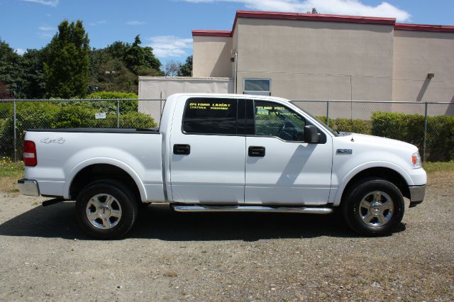 Ford F150 XLT Supercrew Short Bed 2WD Pickup Truck