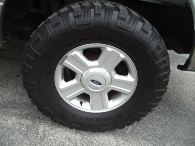 Ford F150 2004 photo 2