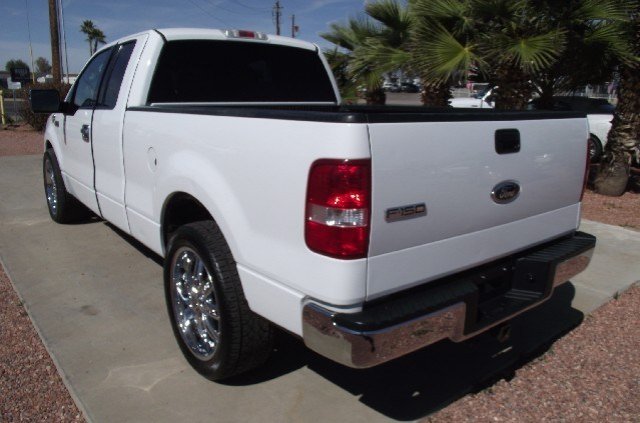 Ford F150 2004 photo 2