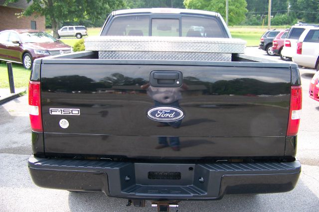 Ford F150 XLT Supercrew Short Bed 2WD Pickup Truck