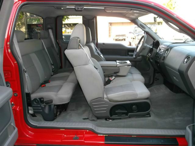 Ford F150 XLT Supercrew Short Bed 2WD Pickup Truck