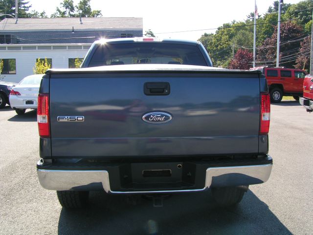 Ford F150 2500 SL Pickup Truck