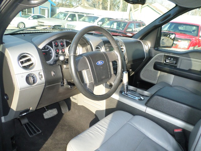 Ford F150 2004 photo 2