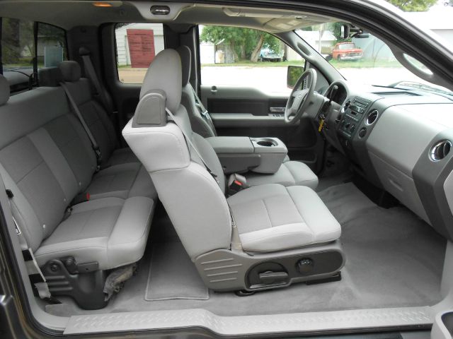 Ford F150 2004 photo 2