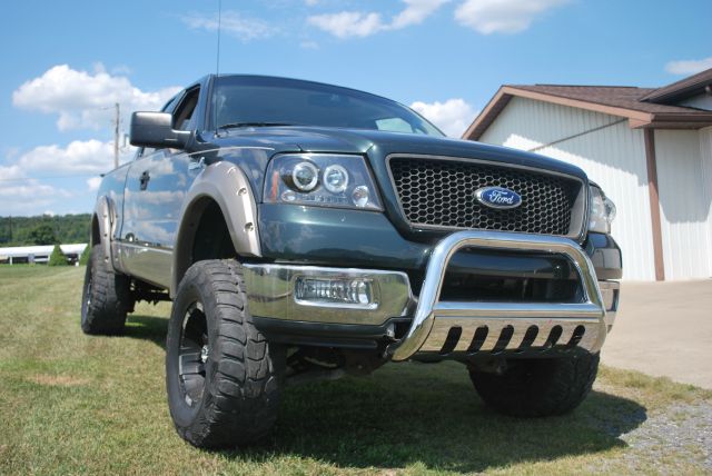 Ford F150 XL 2WD Reg Cab Pickup Truck