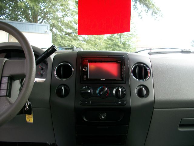 Ford F150 2004 photo 1