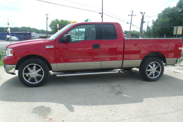 Ford F150 2004 photo 2