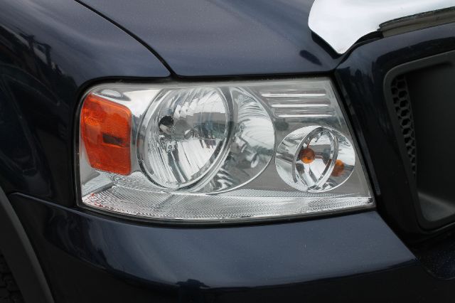 Ford F150 LT Crew 4x4 15 Pickup Truck