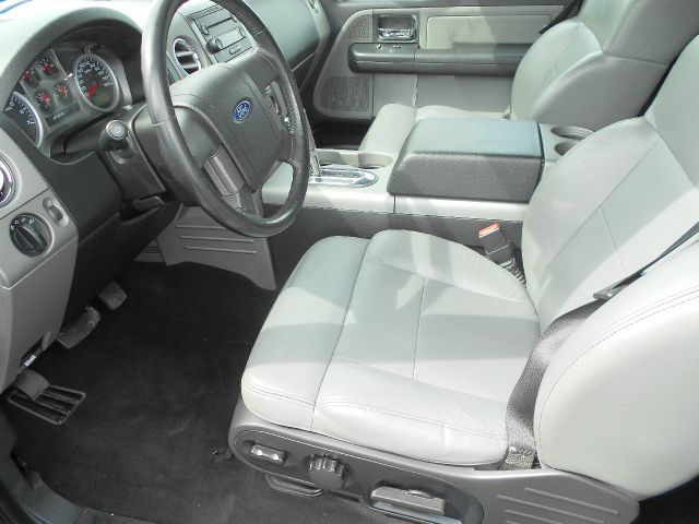 Ford F150 2004 photo 2