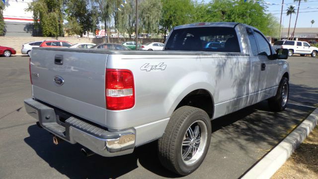 Ford F150 2004 photo 2