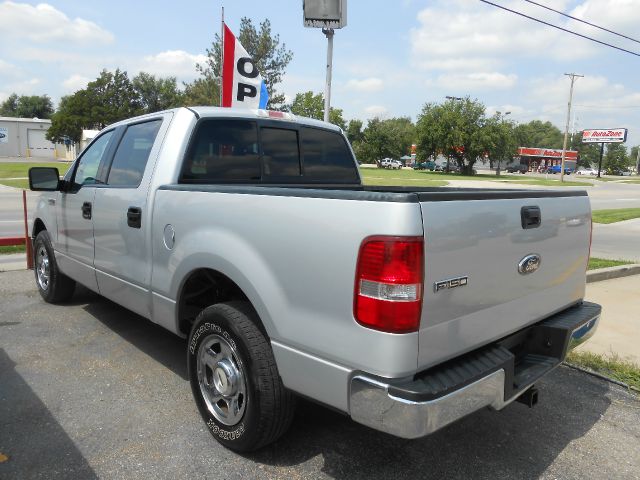 Ford F150 2004 photo 2