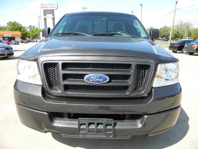 Ford F150 LX V6 Coupe Pickup Truck