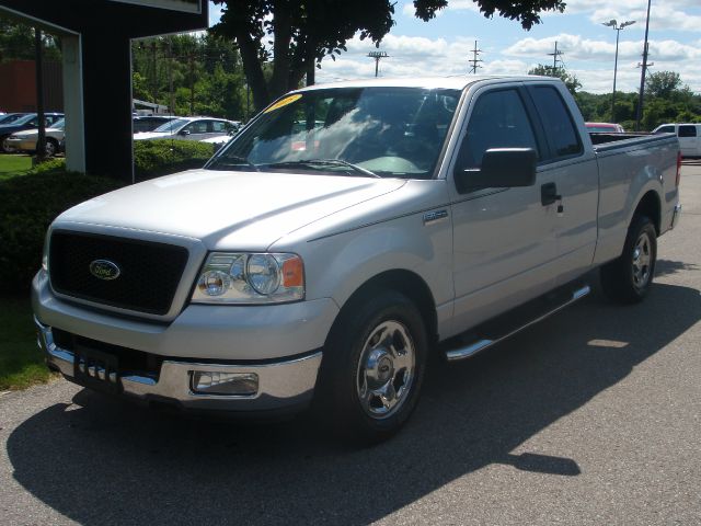 Ford F150 XLT Supercrew Short Bed 2WD Pickup Truck