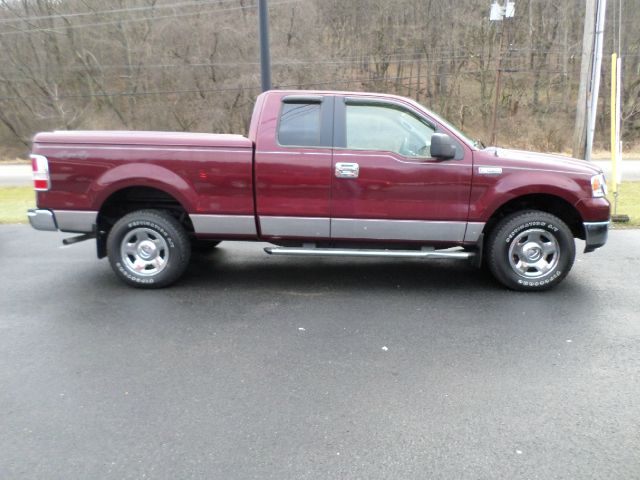 Ford F150 XLT Supercrew Short Bed 2WD Pickup Truck