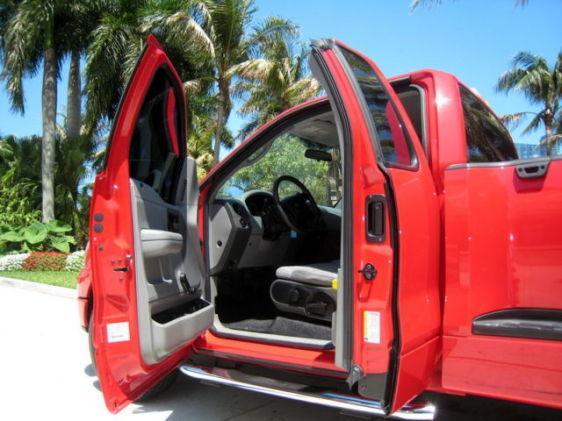 Ford F150 4WD XLT Pickup