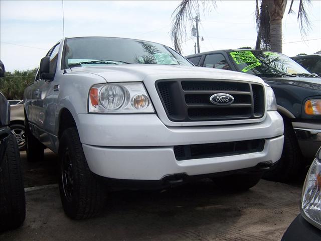 Ford F150 REG CAB 119. Pickup