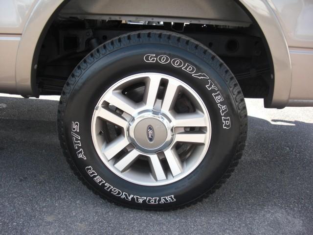 Ford F150 2005 photo 2