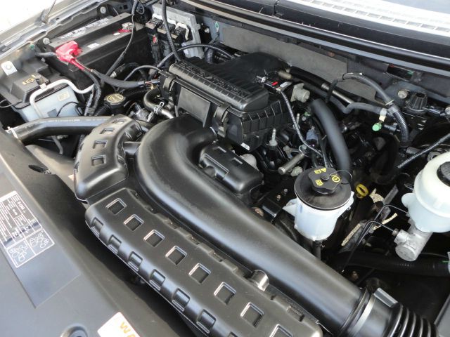 Ford F150 Crew Cab 167 Pickup Truck