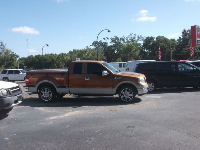 Ford F150 SLE 5.3L V8 4WD 9 Passenger ABS TC Pickup Truck