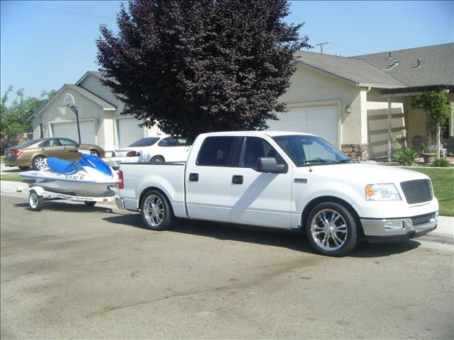 Ford F150 LT Pickup 2D 6 1/2 Ft Crew Cab Pickup