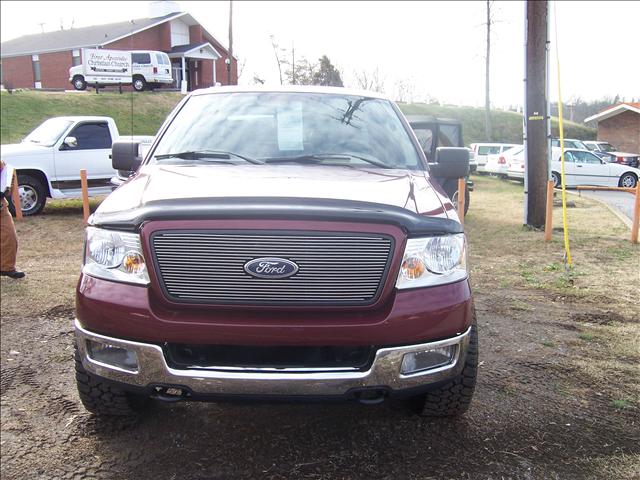 Ford F150 LS 4x4 Truck Pickup