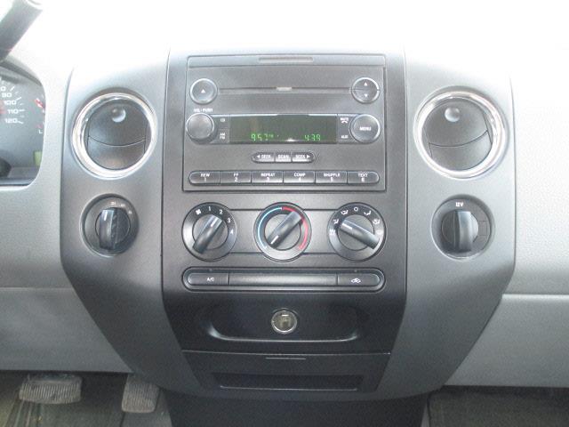 Ford F150 ESi Pickup Truck