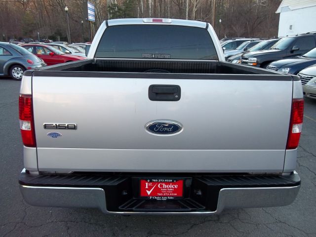 Ford F150 SLT Extra Cab Pickup Truck