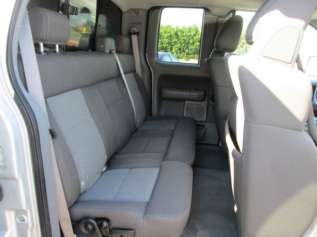 Ford F150 XLT Supercrew Short Bed 2WD Pickup Truck