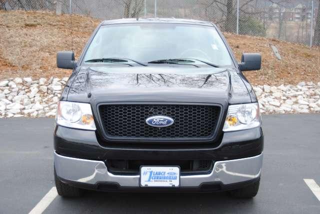 Ford F150 2005 photo 2